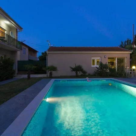 Lovely Pjacal Ii With Pool In
